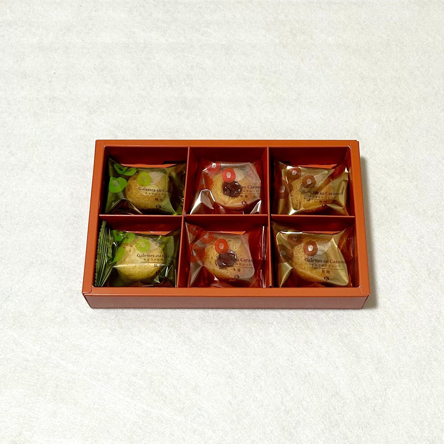 キャラメルガレット 箱を開けた状態